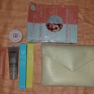 Ipsy Cream Clutch with Skincare Essentials